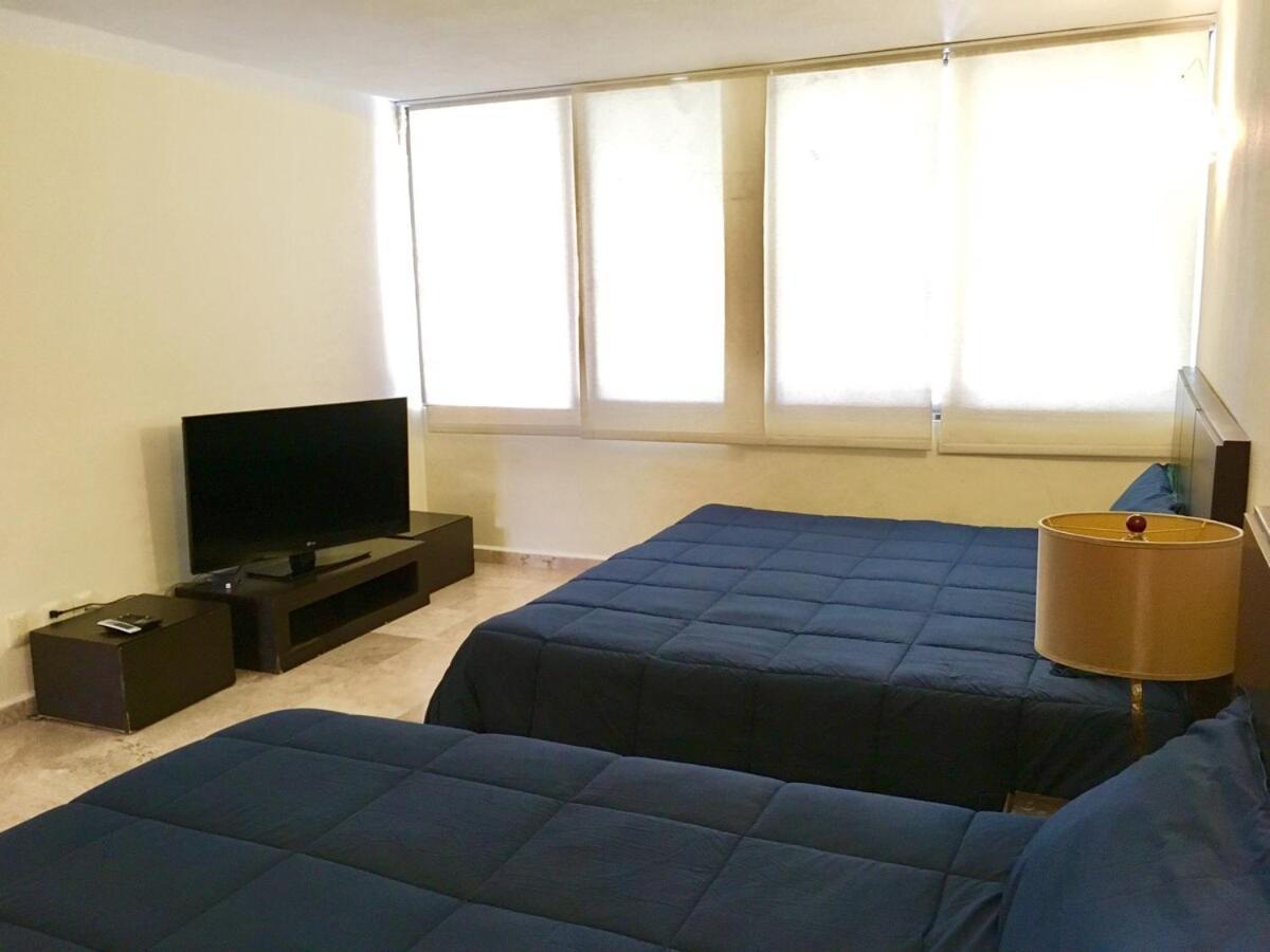 Apartamento Spacious & Comfy On The Beach, In The Heart Of
